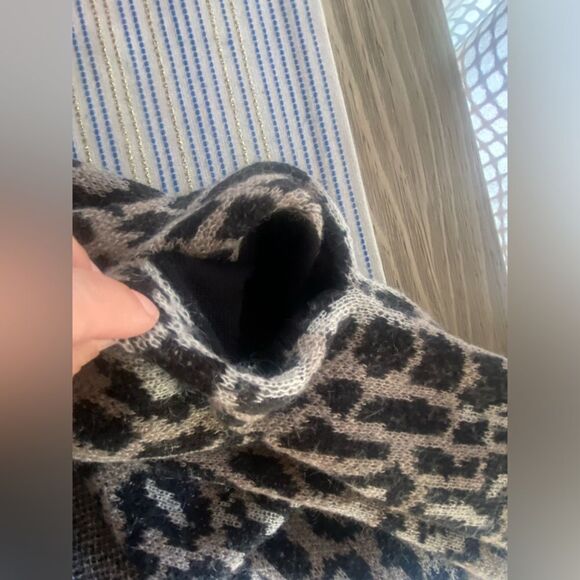 Joie Sweater Womens Sz Small Leopard Print Open Front Wool Mohair Blend Cardigan - Picture 8 of 11